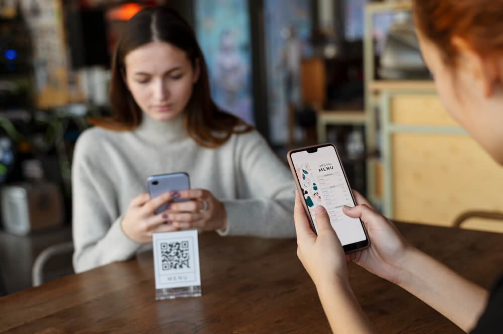 restoran-ve-cafelerde-qr-menu-kullanimi-hakkinda-bilmeniz-gerekenler